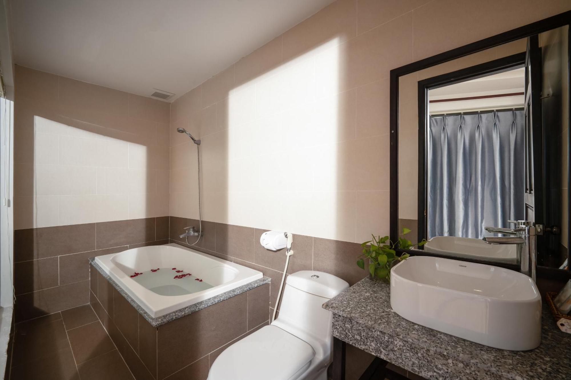 הוי אן Viet Long Hoian Beach Hotel - Stay 24H מראה חיצוני תמונה